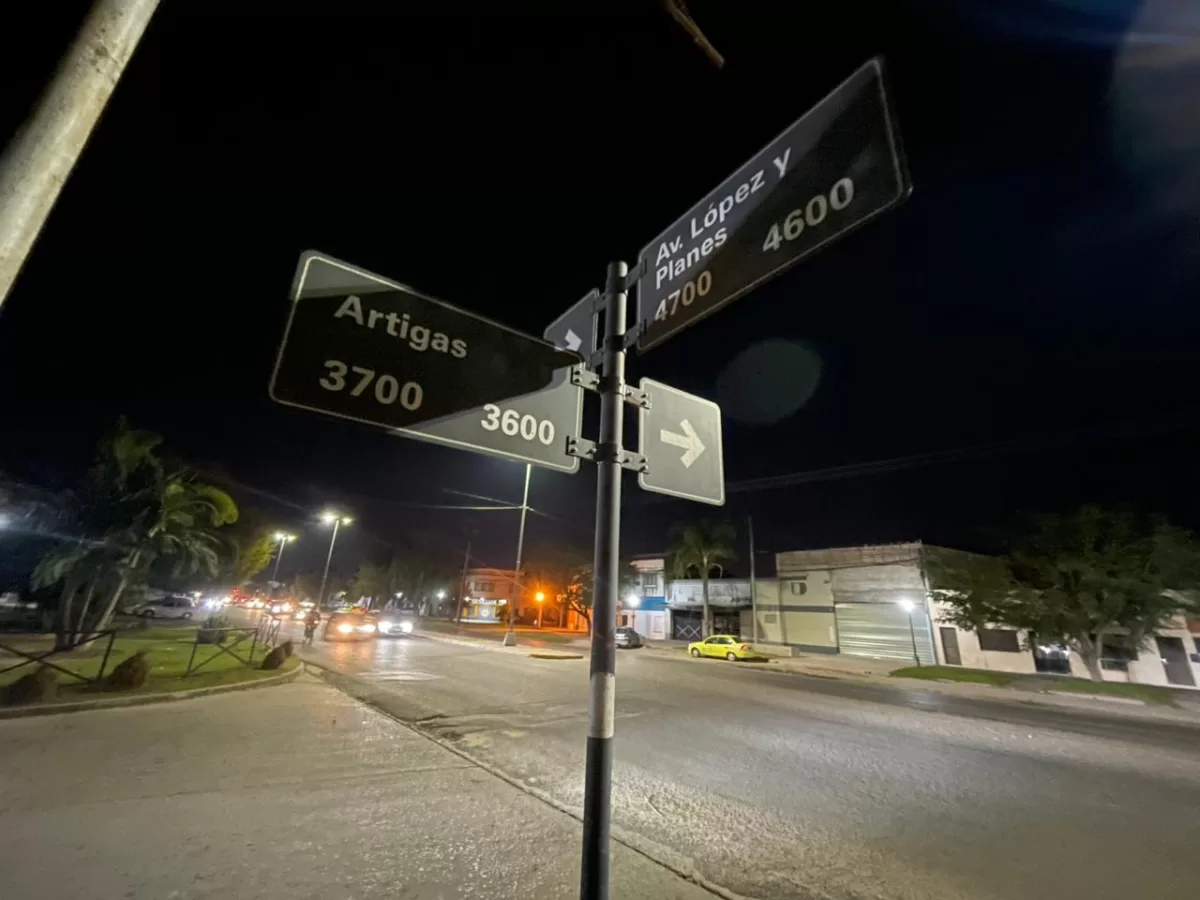 Atacó a policías con un destornillador en plena avenida y terminó aprehendido