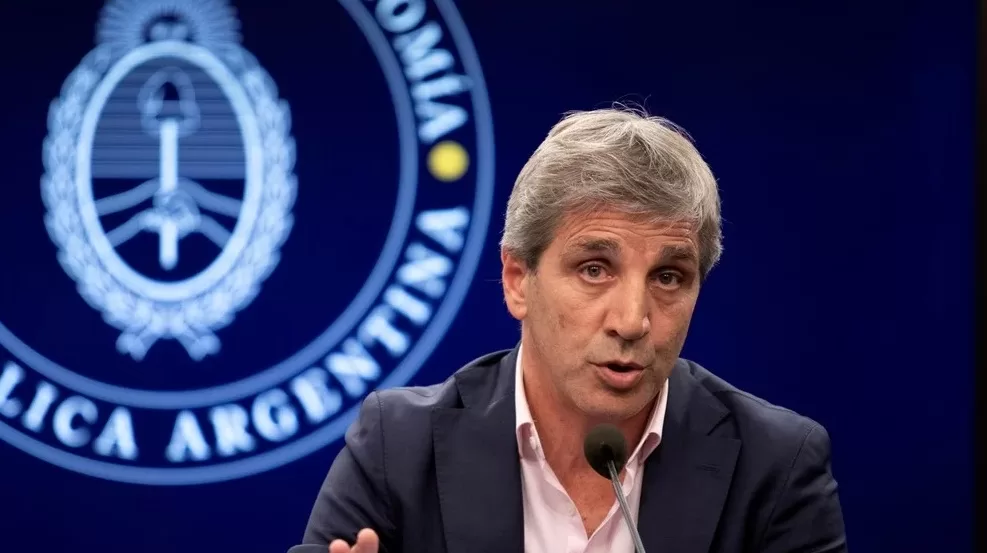 Caputo presentó el nuevo proyecto de Inocencia Fiscal que enviará al Congreso