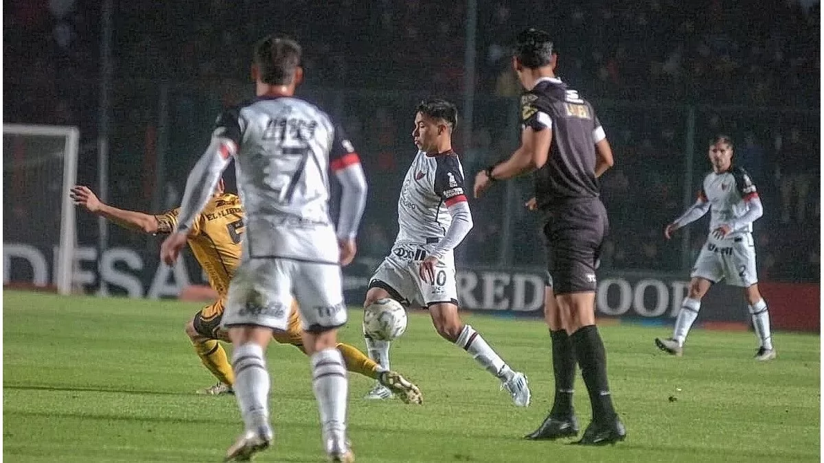 Colón analiza cambios y busca respuestas para pelear el ascenso
