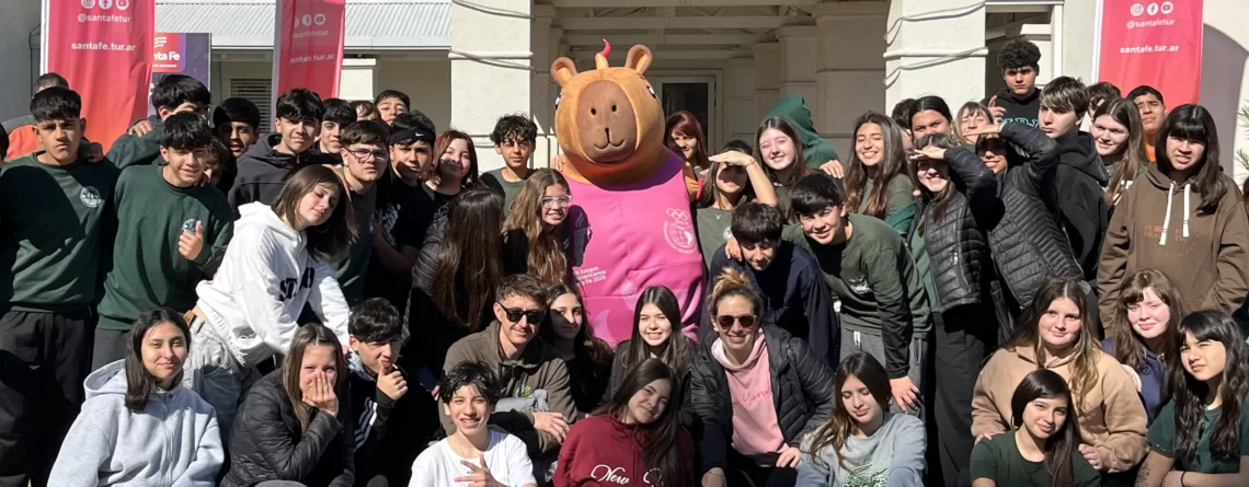 El Túnel Subfluvial recibió la visita de CAPI, la mascota oficial de los XIII Juegos Suramericanos