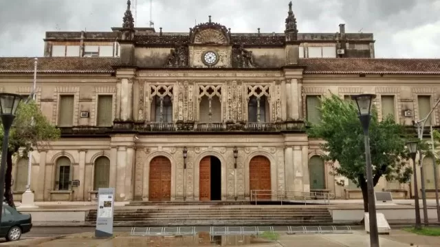 La UNL perdió posiciones en un ranking mundial y crece la preocupación por el futuro de la investigación científica