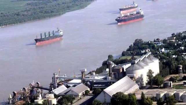 Las exportaciones crecieron 24,5% y la Argentina mantuvo el superávit comercial