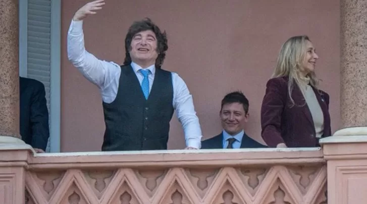 Milei reunió a su gabinete tras el Tedeum y volvió a enviar señales políticas