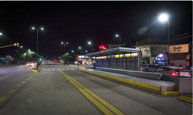 Refuerzan la seguridad en avenida Blas Parera con controles, patrullajes y cámaras inteligentes