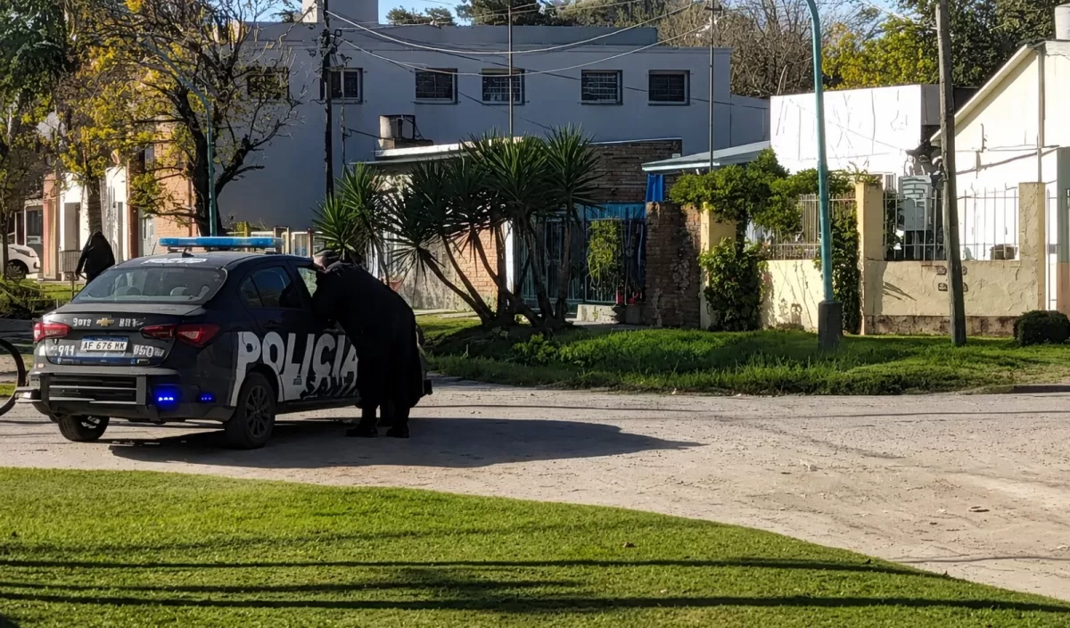 Un nene de 9 años lucha por su vida tras caer de un camión recolector